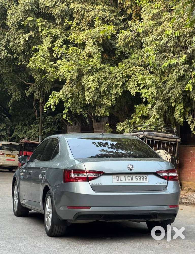 Skoda Superb Sportline 1.8 Tsi At, 2017, Petrol