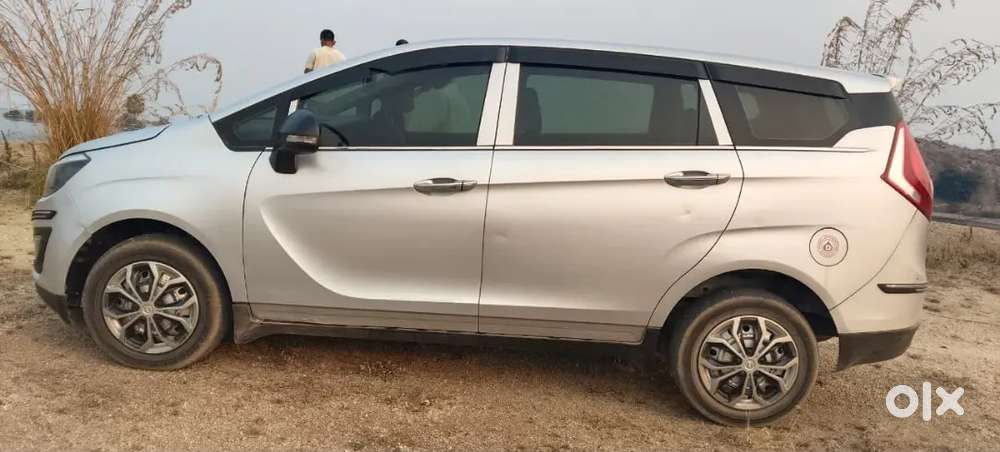 Mahindra Marazzo Diesel 2019