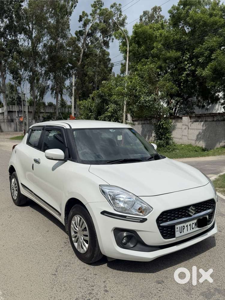 Maruti Suzuki Swift Vxi Optional, 2023, Petrol