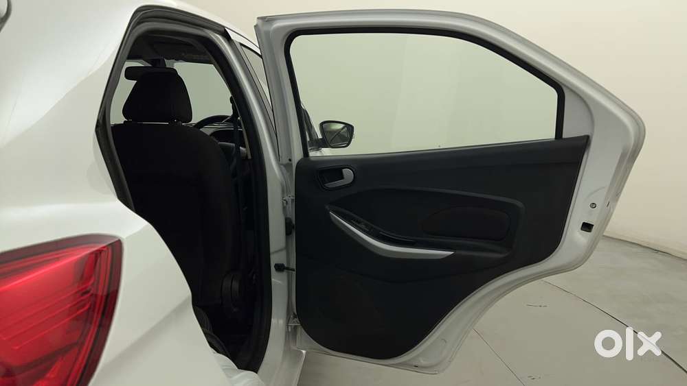 Ford Figo 2012-2015 Petrol Titanium, 2017, Petrol
