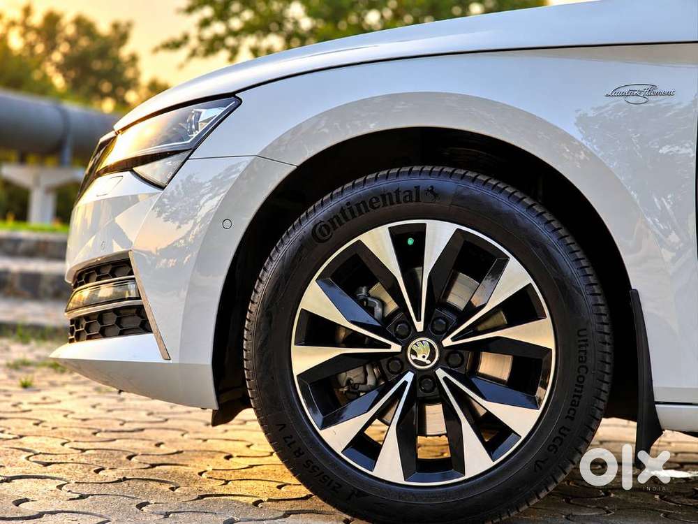Skoda Superb 2.0 L&k Tsi At, 2021, Petrol