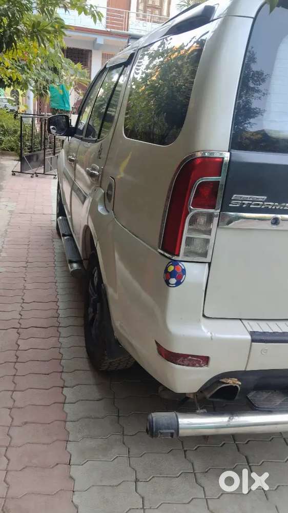 Very Good Condition Original Paint Ke Sath Ful Original Gadi