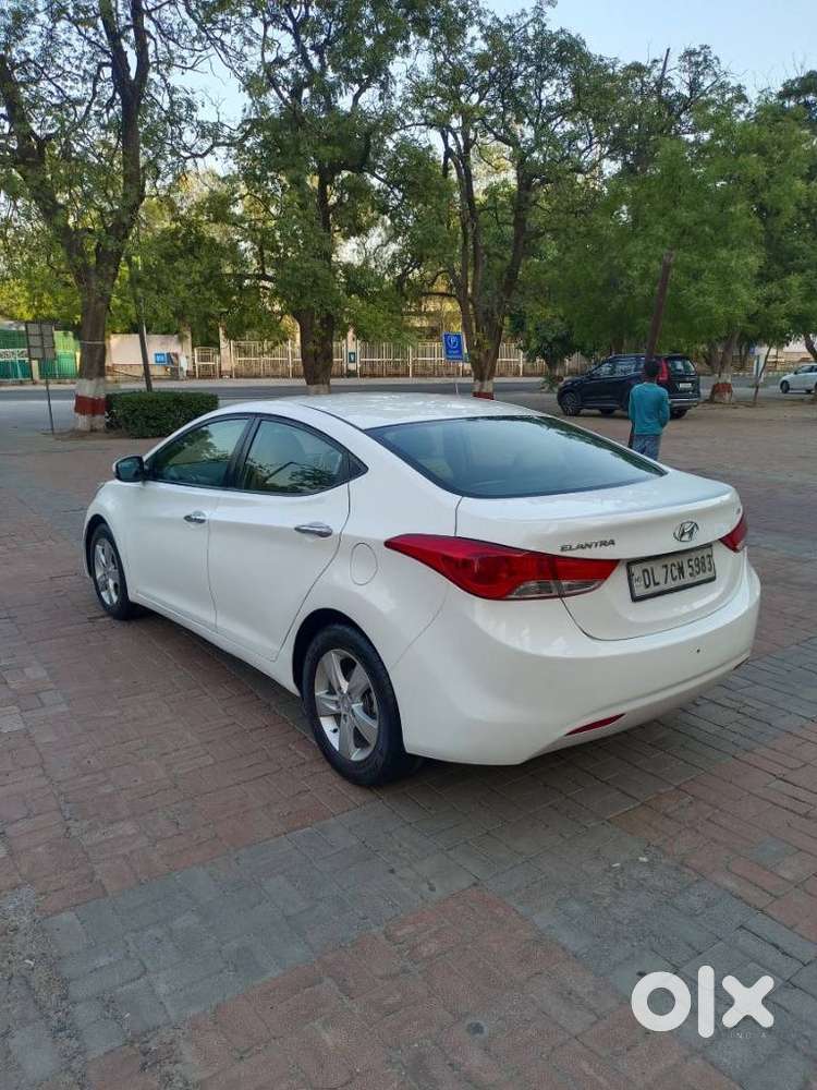 Hyundai Elantra 1.8 Sx Mt, 2012, Petrol