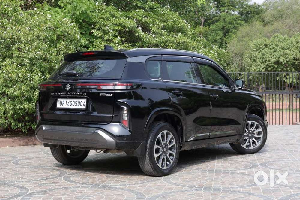Maruti Suzuki Grand Vitara 1.5 Alpha Plus Intelligent Hybrid Ecvt, 2..