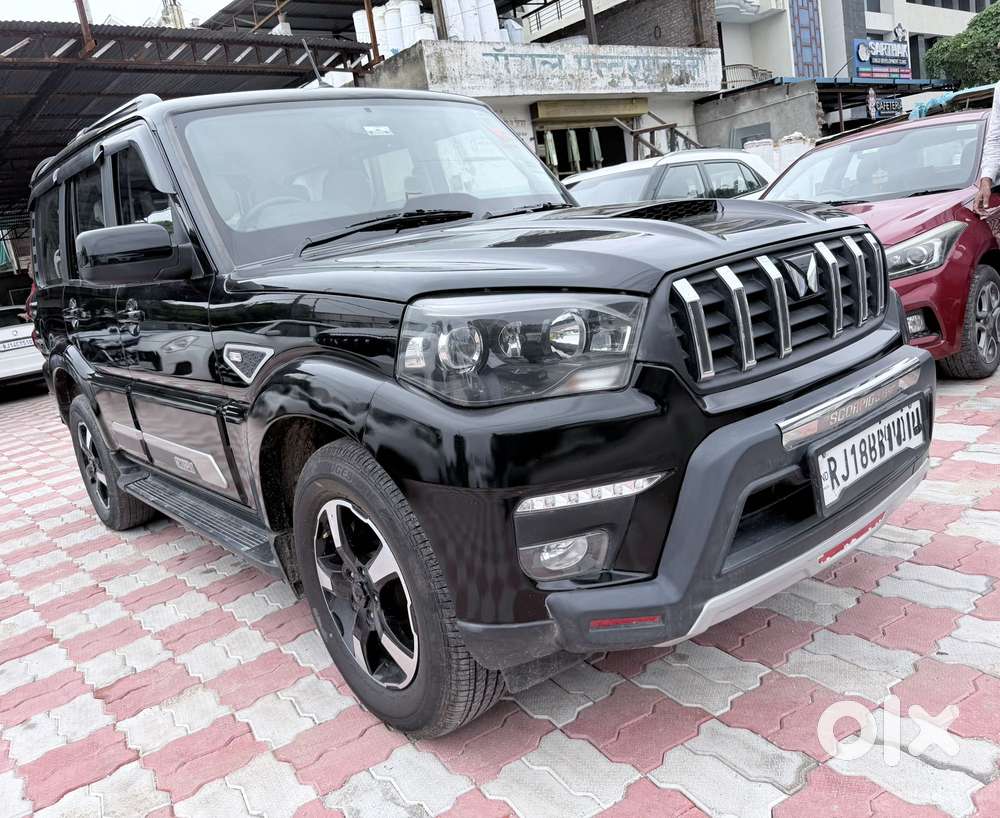 Mahindra Scorpio Classic 2.2 S 11 Mt 7 Str, 2024, Diesel