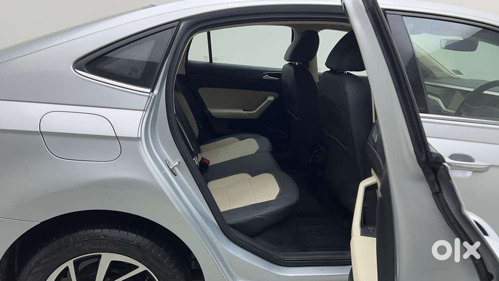Volkswagen Virtus 1.0 Topline Tsi At, 2023, Petrol