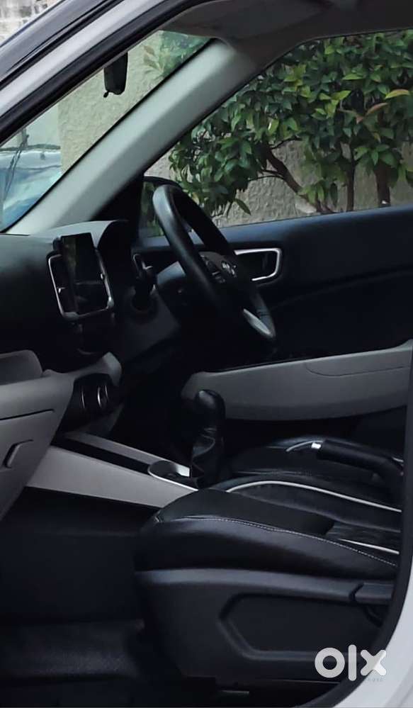 Hyundai Venue, 2025, Petrol