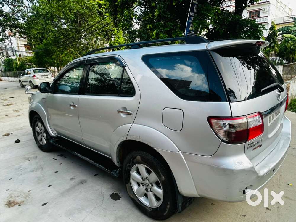 Toyota Fortuner Diesel 2011