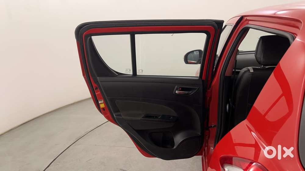 Maruti Suzuki Swift Vvt Vxi, 2017, Petrol