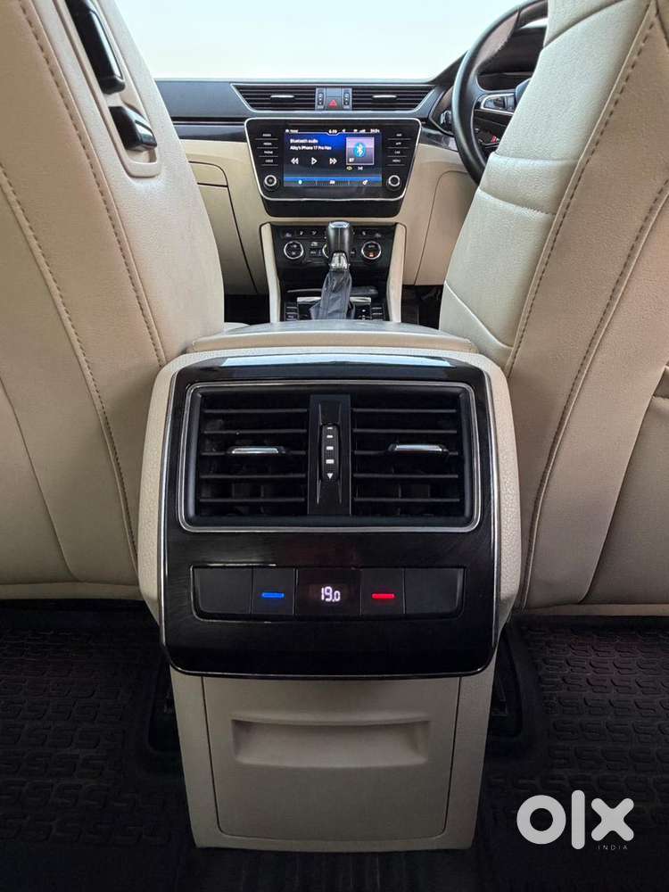 Skoda Superb L&k 2.0 Tdi At, 2018, Diesel