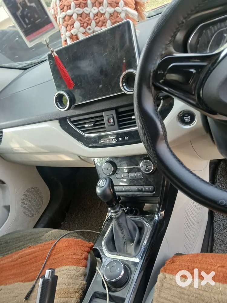 Tata  Nexon Xz +2022 Model