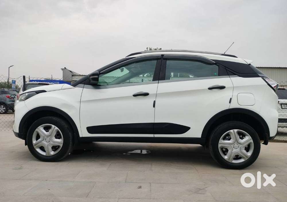 Tata Nexon 1.2 Revotron Xm Plus (s), 2021, Petrol
