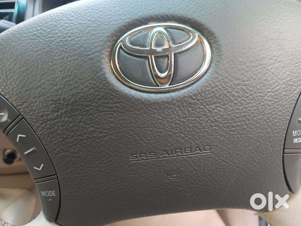 Toyota Fortuner 3.0 4x4 Manual, 2011, Diesel
