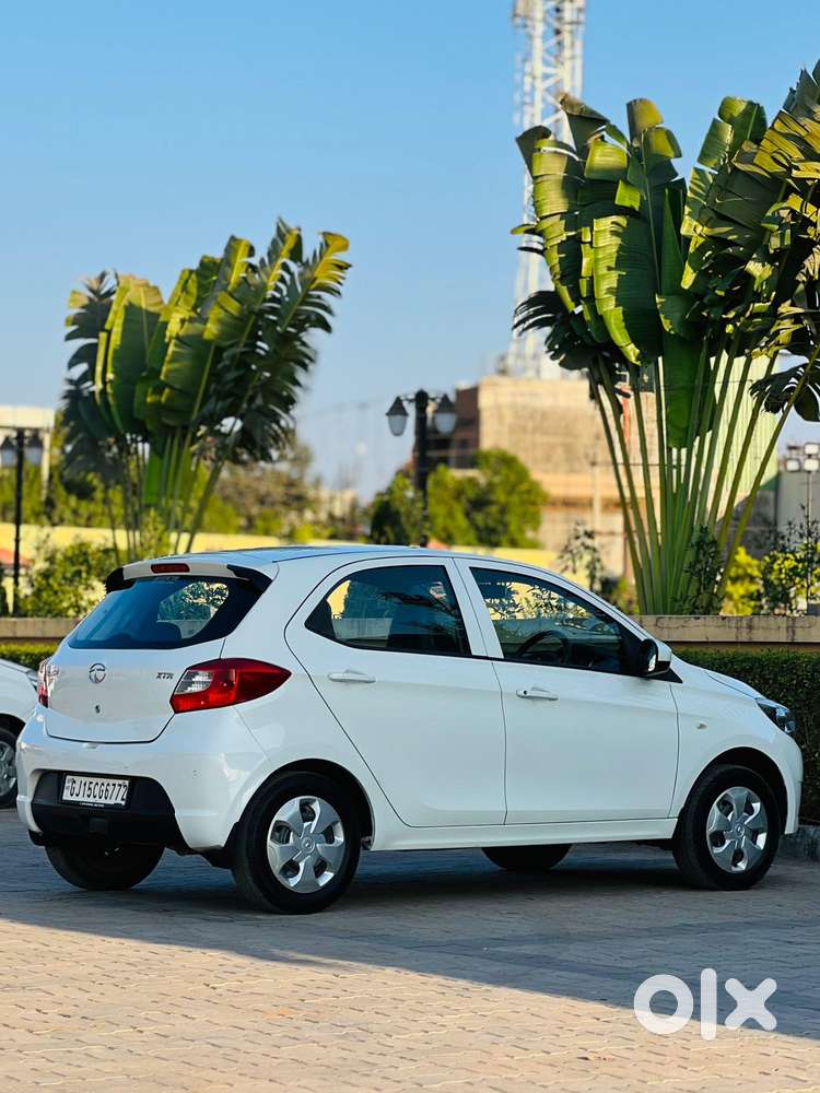 Tata Tiago 1.2 Revotron Xta, 2017, Petrol