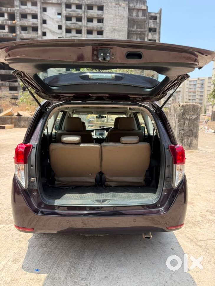 Toyota Innova Crysta 2.8 Gx At 7 Str, 2017, Diesel