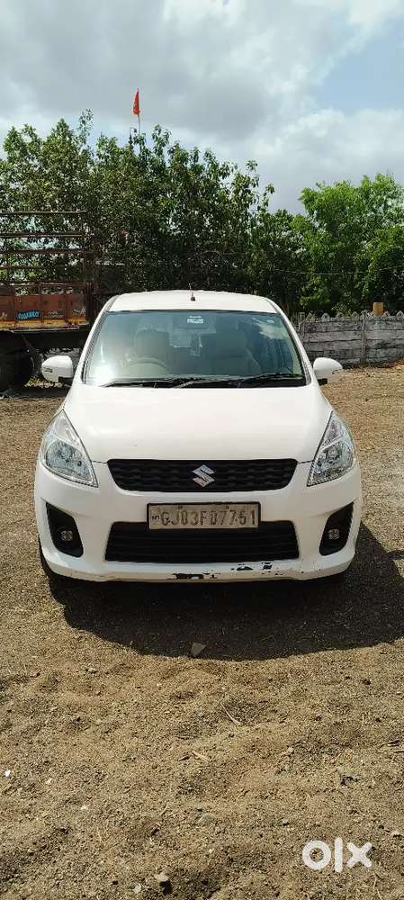 Maruti Suzuki Ertiga 2013 Diesel 221000 Km Driven