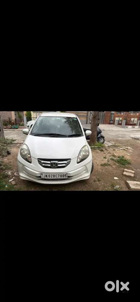Honda Amaze 2014 Petrol Well Maintained