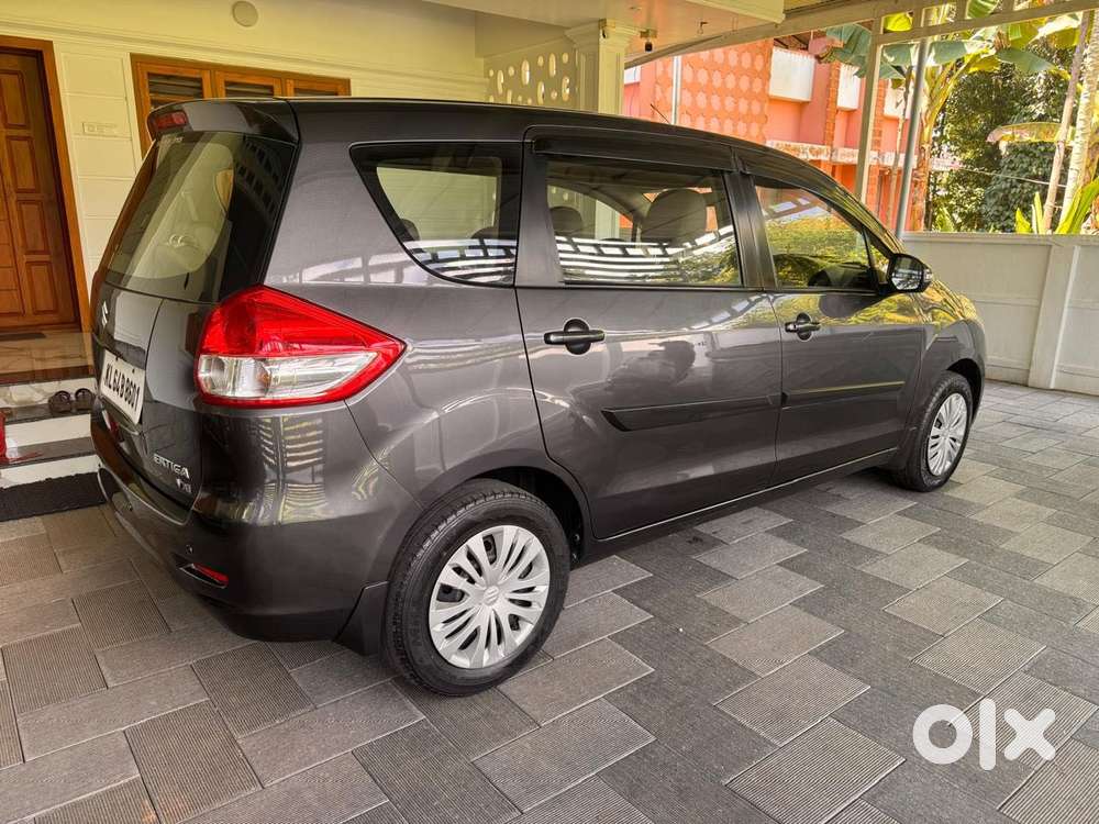 Maruti Suzuki Ertiga Vxi Abs, 2014, Petrol