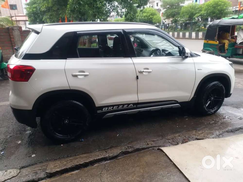 Maruti Suzuki Brezza 2018 Diesel 122000 Km Driven