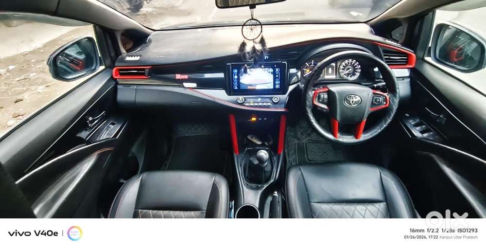 Toyota Innova Crysta 2.4 V 8 Str, 2018, Diesel