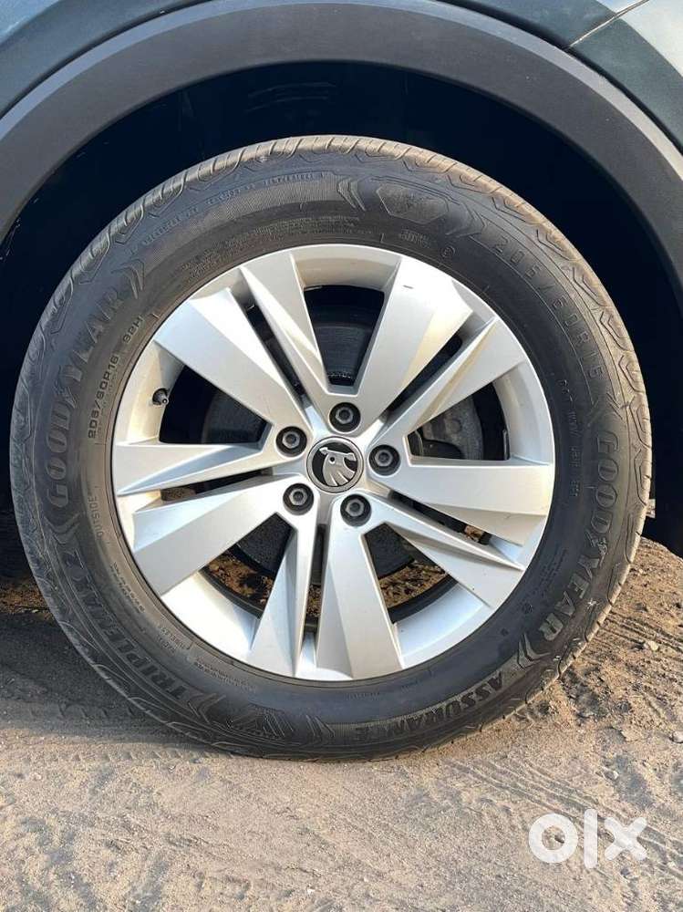 Skoda Kushaq 1.0 Tsi Ambition At, 2022, Petrol