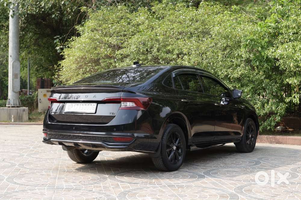 Skoda Slavia Sportline 1.0l Tsi Mt, 2025, Petrol