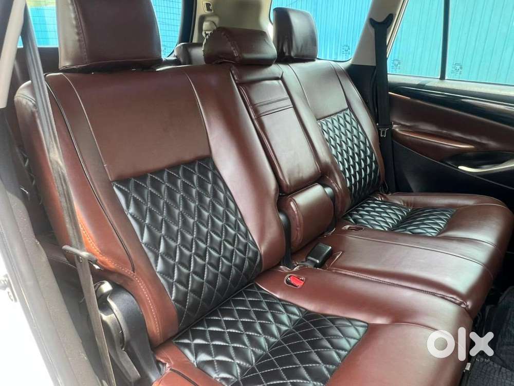 Toyota Innova Crysta 2023 Diesel 27000 Km Driven