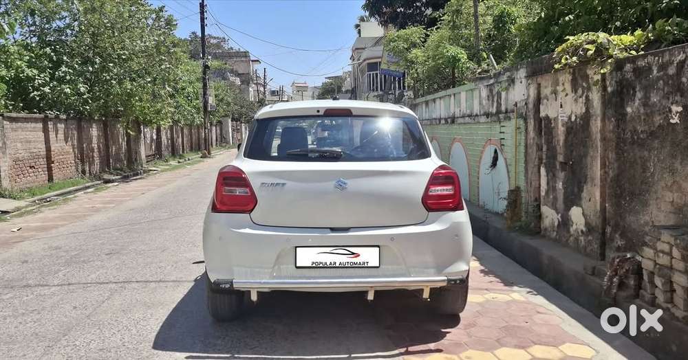 Maruti Suzuki Swift 1.3 Zxi, 2023, Petrol