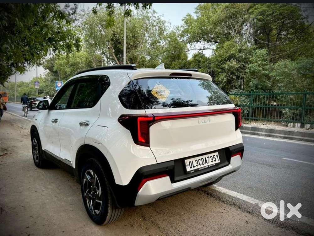 Kia Sonet 2024 Petrol 26500 Km Driven