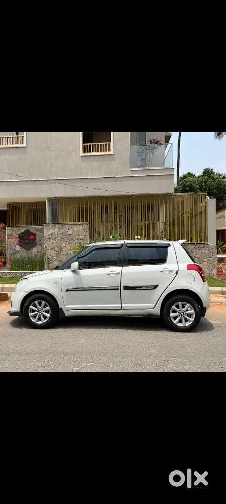 White Swift 4th Owner In Very Good Condition Zxi Top End Petrol
