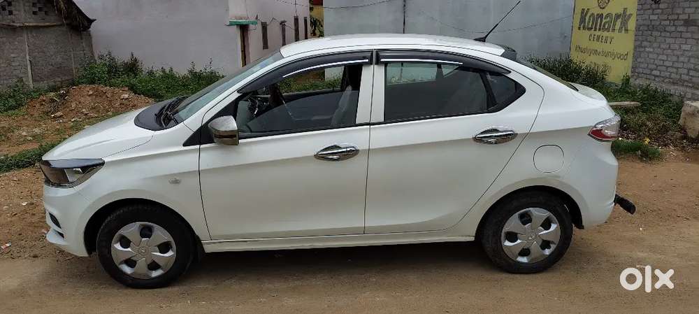 Tata Tigor 5 Petrol 86235 Km Driven