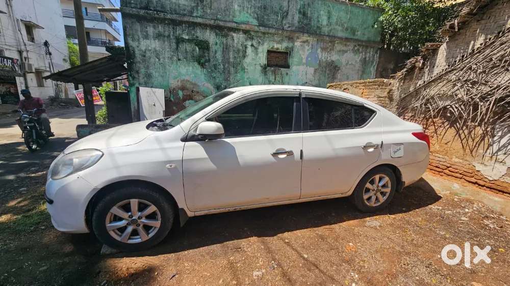 Nissan Sunny 2012 Petrol Well Maintained