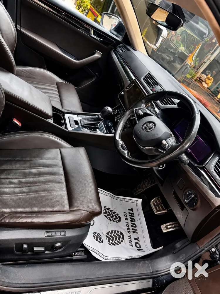 Skoda Superb [ ] 1.8 Style Tsi At, 2021, Petrol