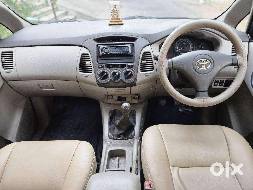 Toyota Innova 2.5 G (diesel) 8 Seater, 2009, Diesel