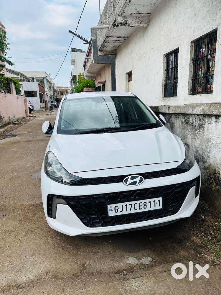 Hyundai Aura Sx 2023