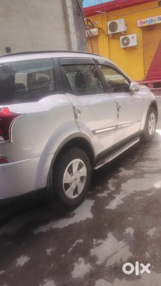 Mahindra Xuv500 2018 Diesel 74000 Km Driven December Model