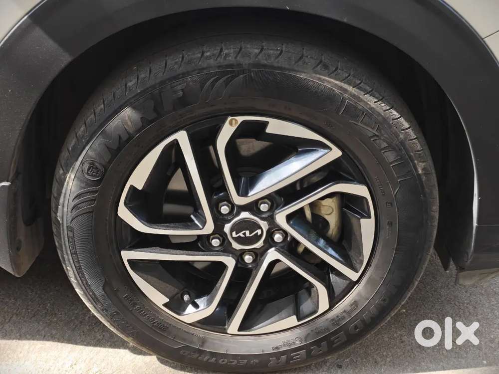 Kia Carens 1.5 Prestige 2025