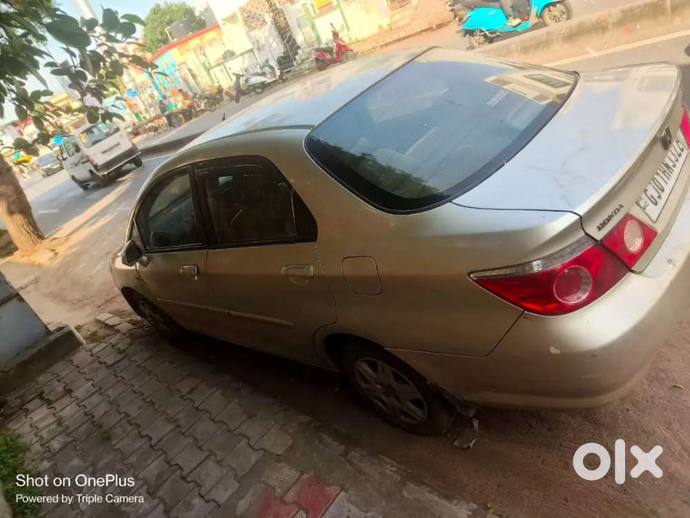 Honda City Zx 2007 Cng & Hybrids 125000 Km Driven