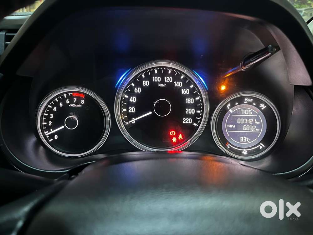 Honda City I-vtec V, 2018, Petrol