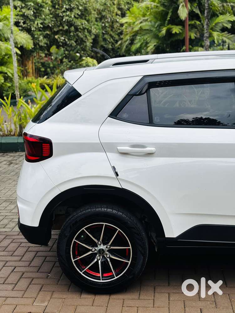 Hyundai Venue S 1.2 Petrol, 2020, Petrol