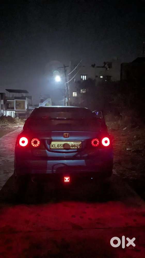 Honda Civic Completely Modified