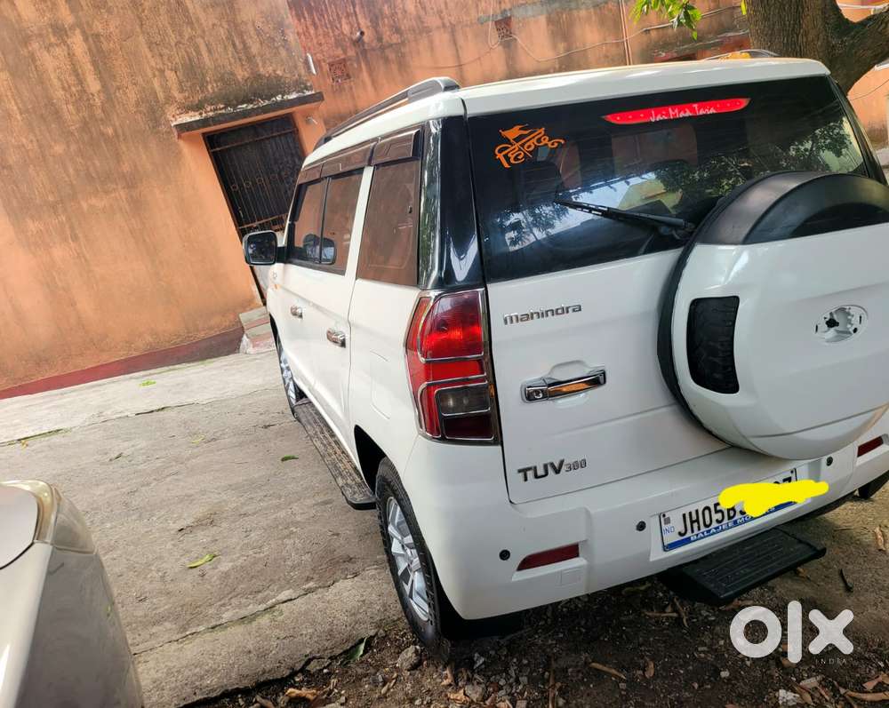Mahindra Tuv 300 Mhawk100 T8, 2016, Diesel