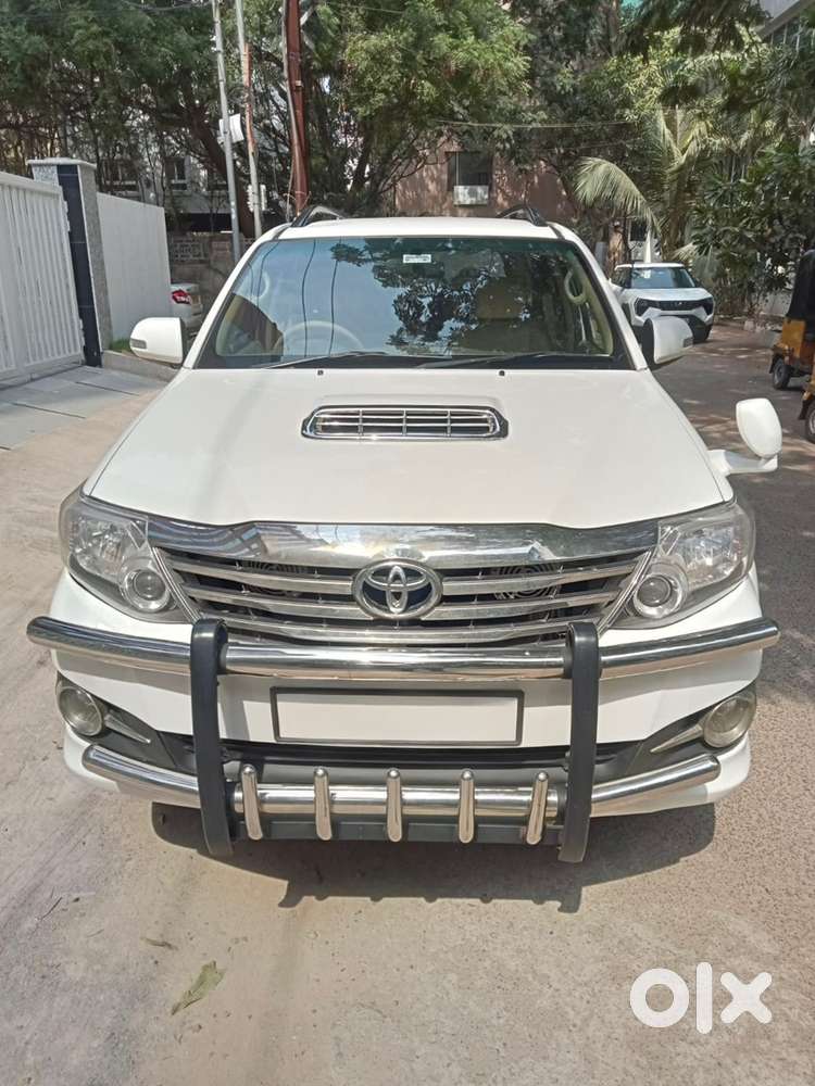 Toyota Fortuner 2011 Diesel
