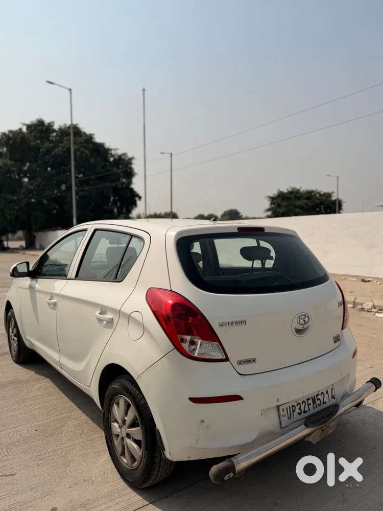 Hyundai I20 Sportz 1.4 Crdi 6 Speed Bs-iv, 2014, Diesel