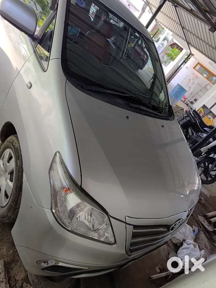 Toyota Innova 2011 Diesel Well Maintained For Sale