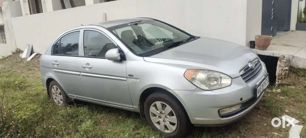 Hyundai Verna 2009 Petrol Automatic