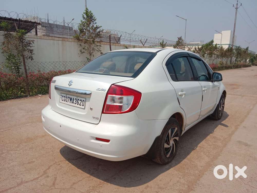 Maruti Suzuki Sx4 Vxi Bsiv, 2010, Petrol