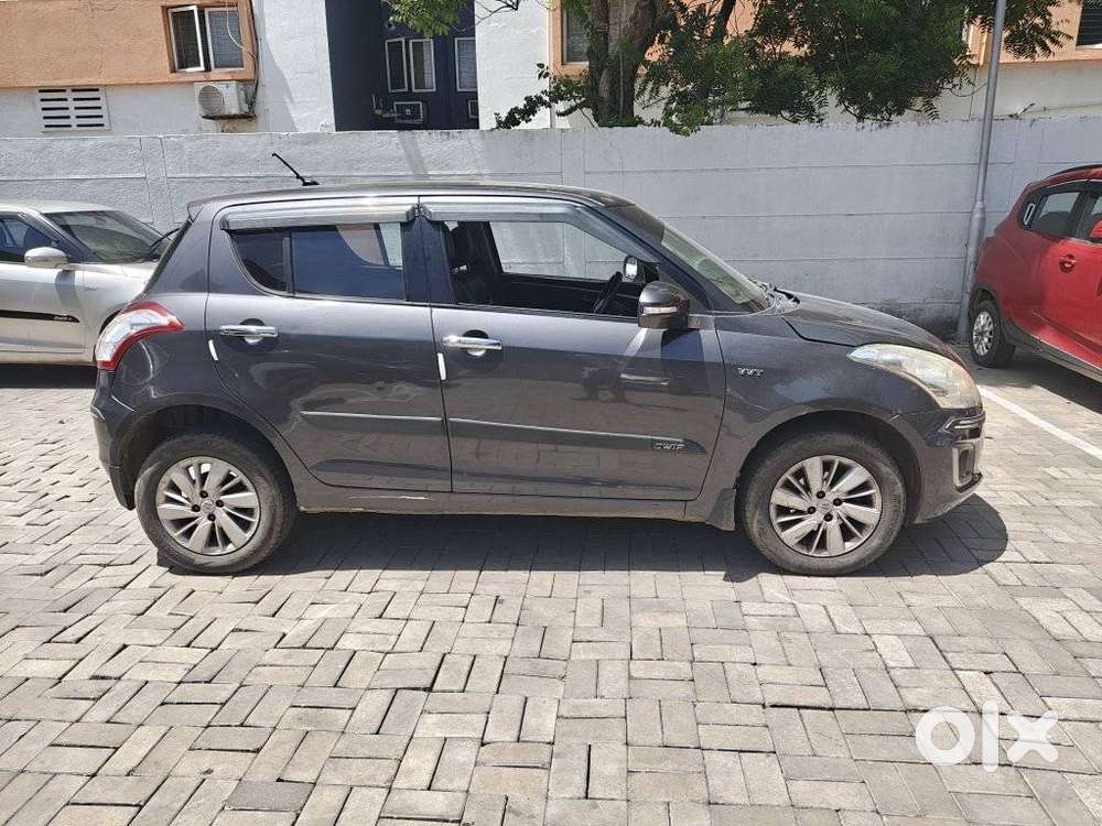 Maruti Suzuki Swift Zxi, 2015, Petrol