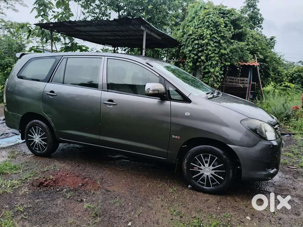 Toyota Innova 2009 Diesel Well Maintained