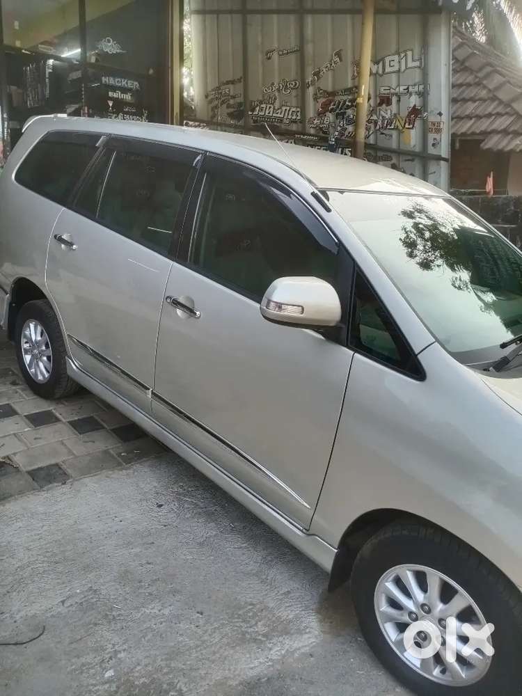 Toyota Innova 2015 Diesel Well Maintained